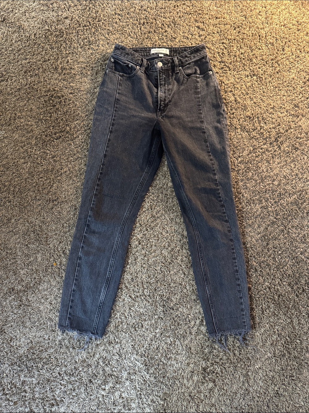 Jeans - Picture 2 of 4